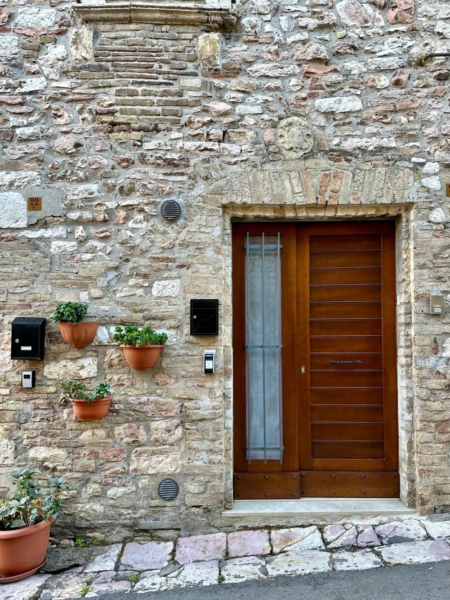 Appartamento La Perla Di Tamara-Assisi Blu Esterno foto