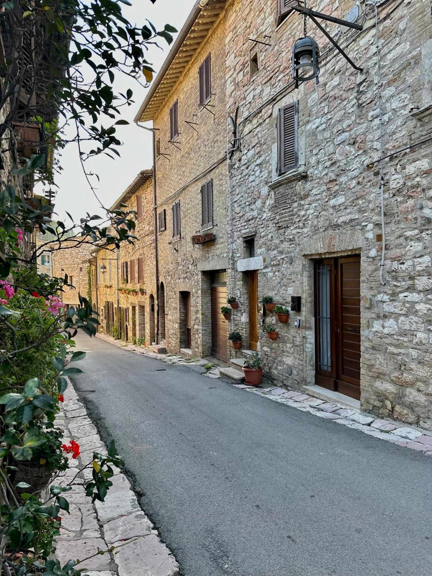 Appartamento La Perla Di Tamara-Assisi Blu Esterno foto