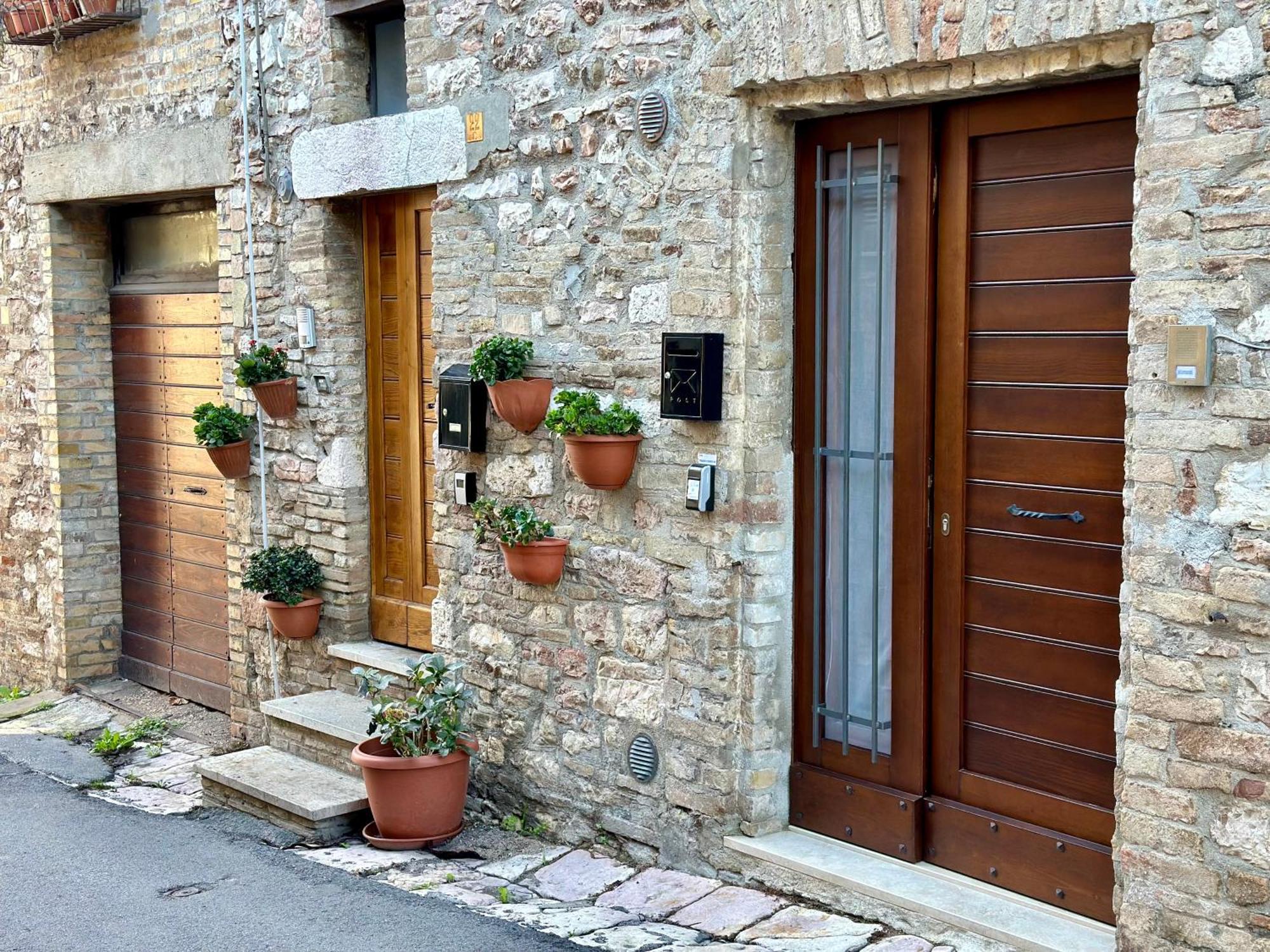 Appartamento La Perla Di Tamara-Assisi Blu Esterno foto